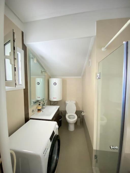Cozy 2 Room Apartment With Garden Near Athens Air-Port Artemida  Exterior foto